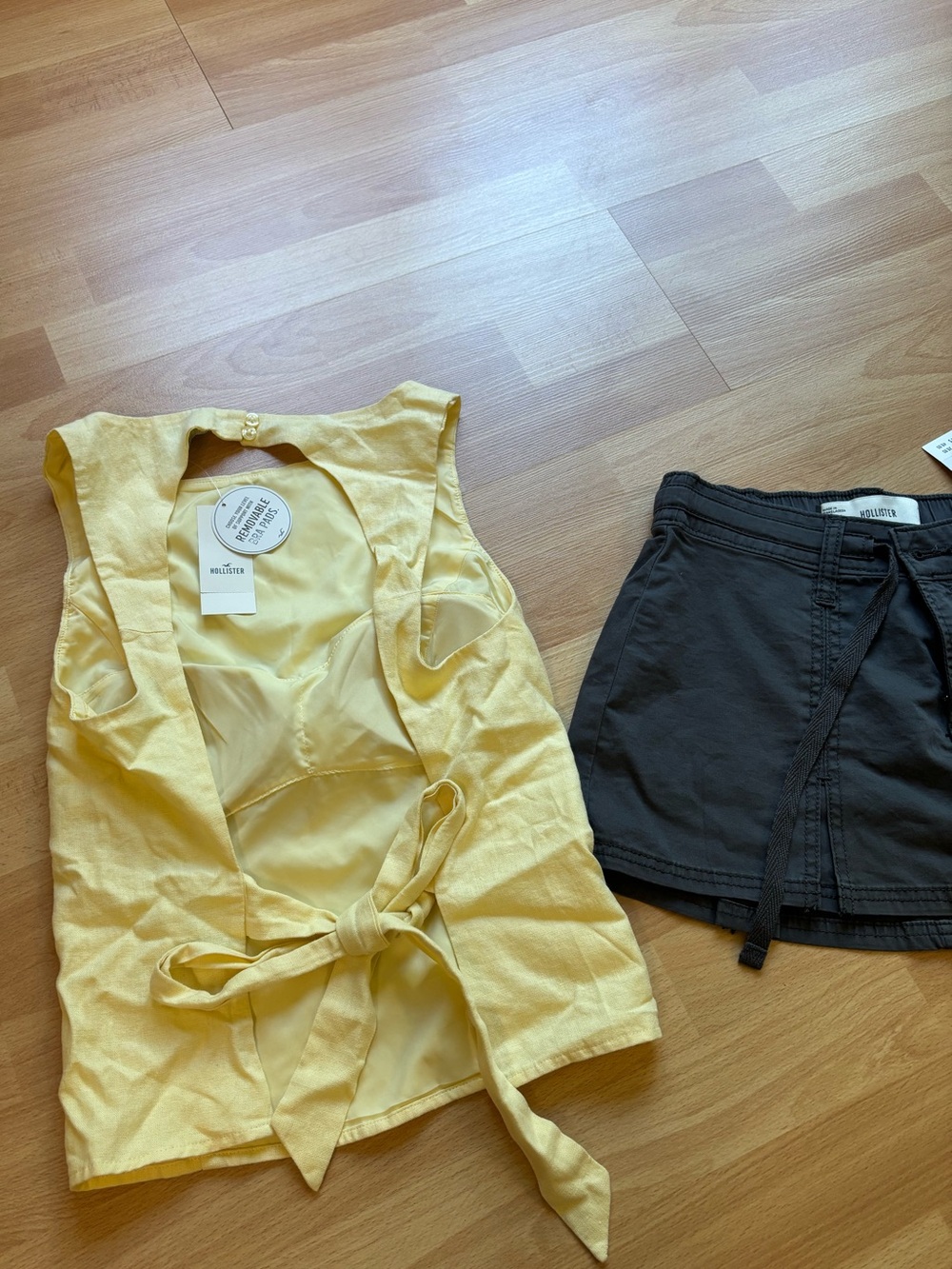 BNWT Hollister Bundle!